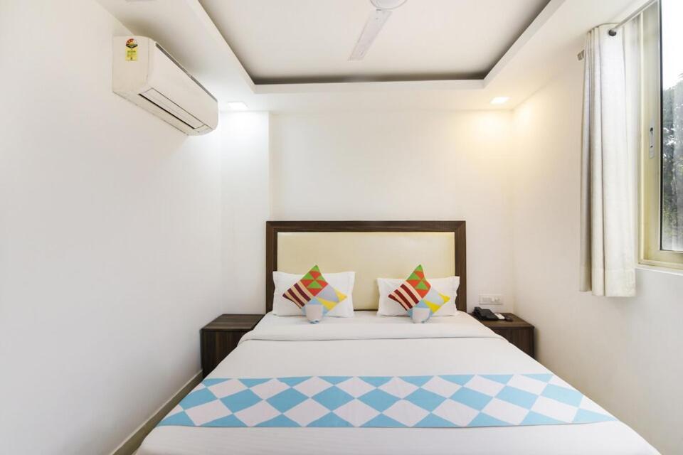Anand Mukesh Residency Hotel New Delhi Exterior photo